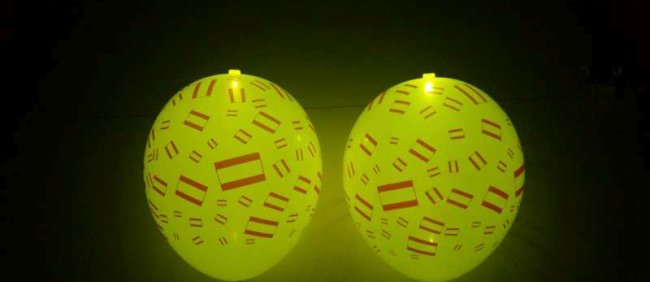 GLOBO LATEX CON LED BANDERA ESPAÑA Futbol *DESCUENTO NO ACUMULABLE