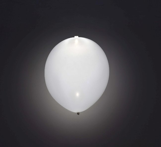 GLOBO LATEX CON LED BLANCA INTERMITENTE*DESCUENTO NO ACUMULABLE